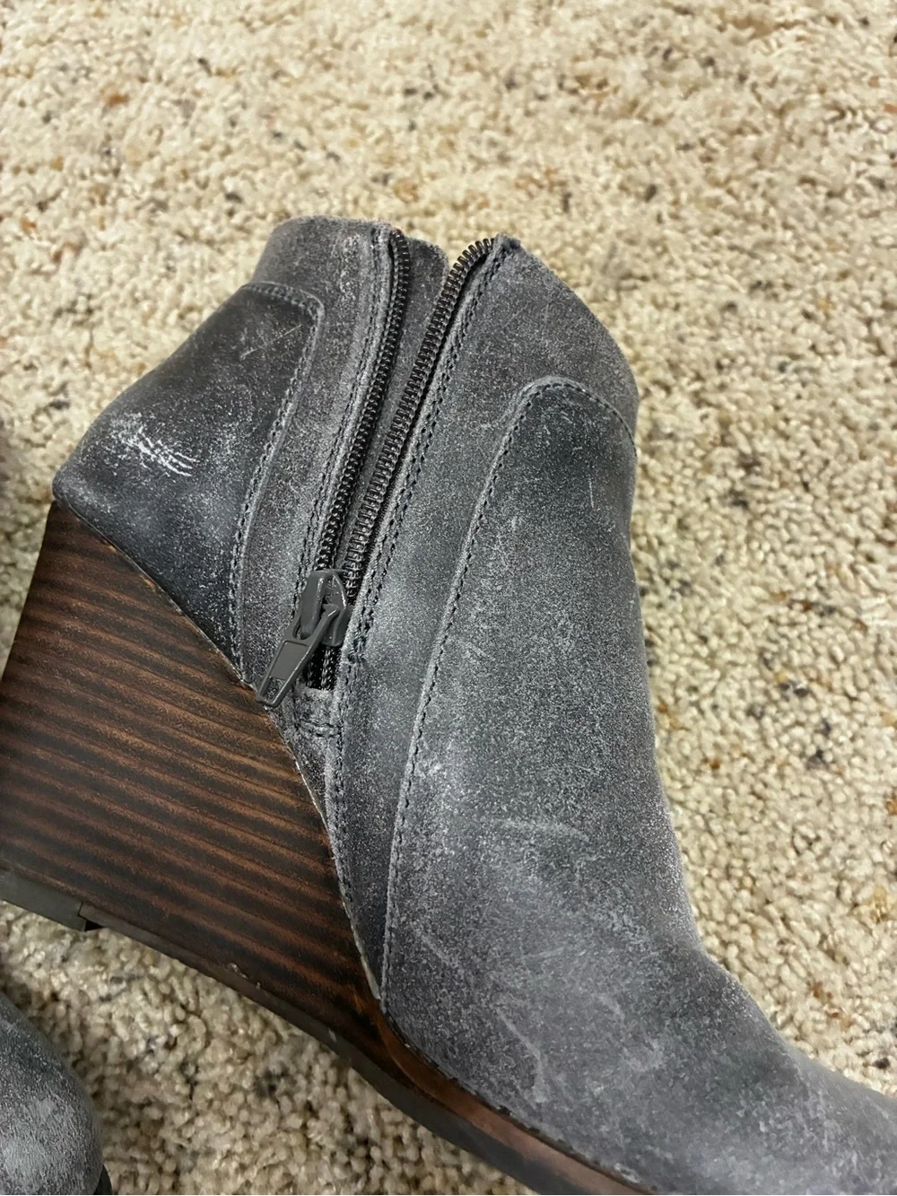 Lucky Brand Women's Distressed Gray Suede Wedge Ankle Boots - Size 7